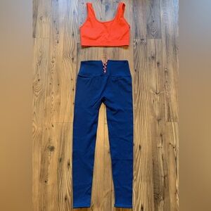 Fabletics High-Waist Lace Up Blue Seamless Rib Leggings w/Matching Harper Bra M